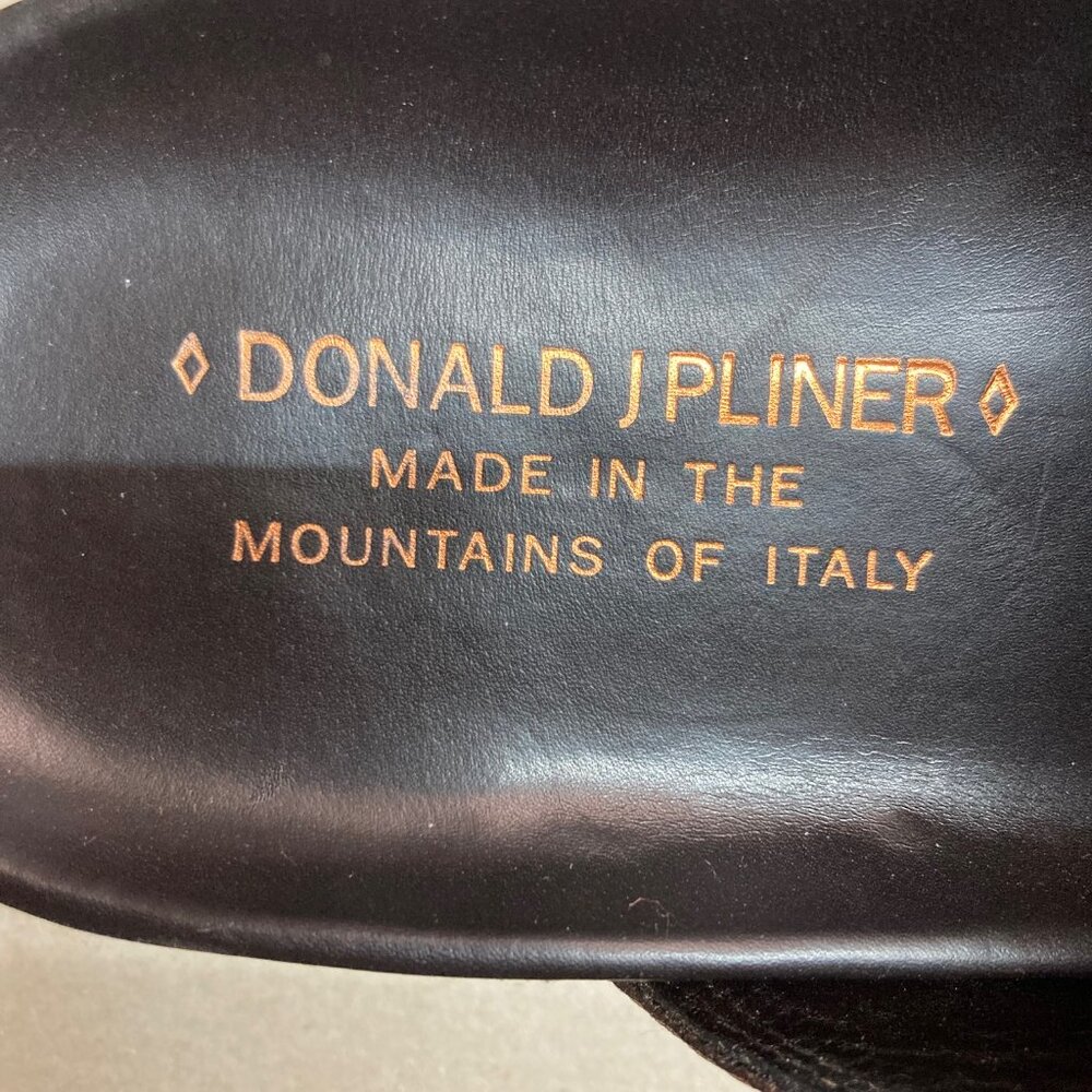EUC Donald J. Pliner Sandals - Picture 8 of 8